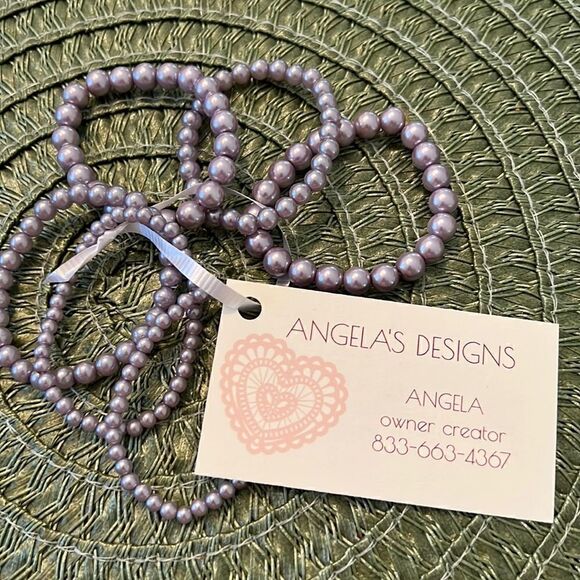 NWT Angelas Designs 6 handmade lavender faux pearl bracelets great for stacking - Picture 3 of 4
